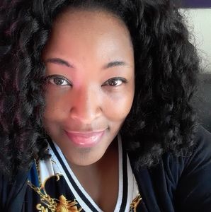 Meet your Posher, Marisa